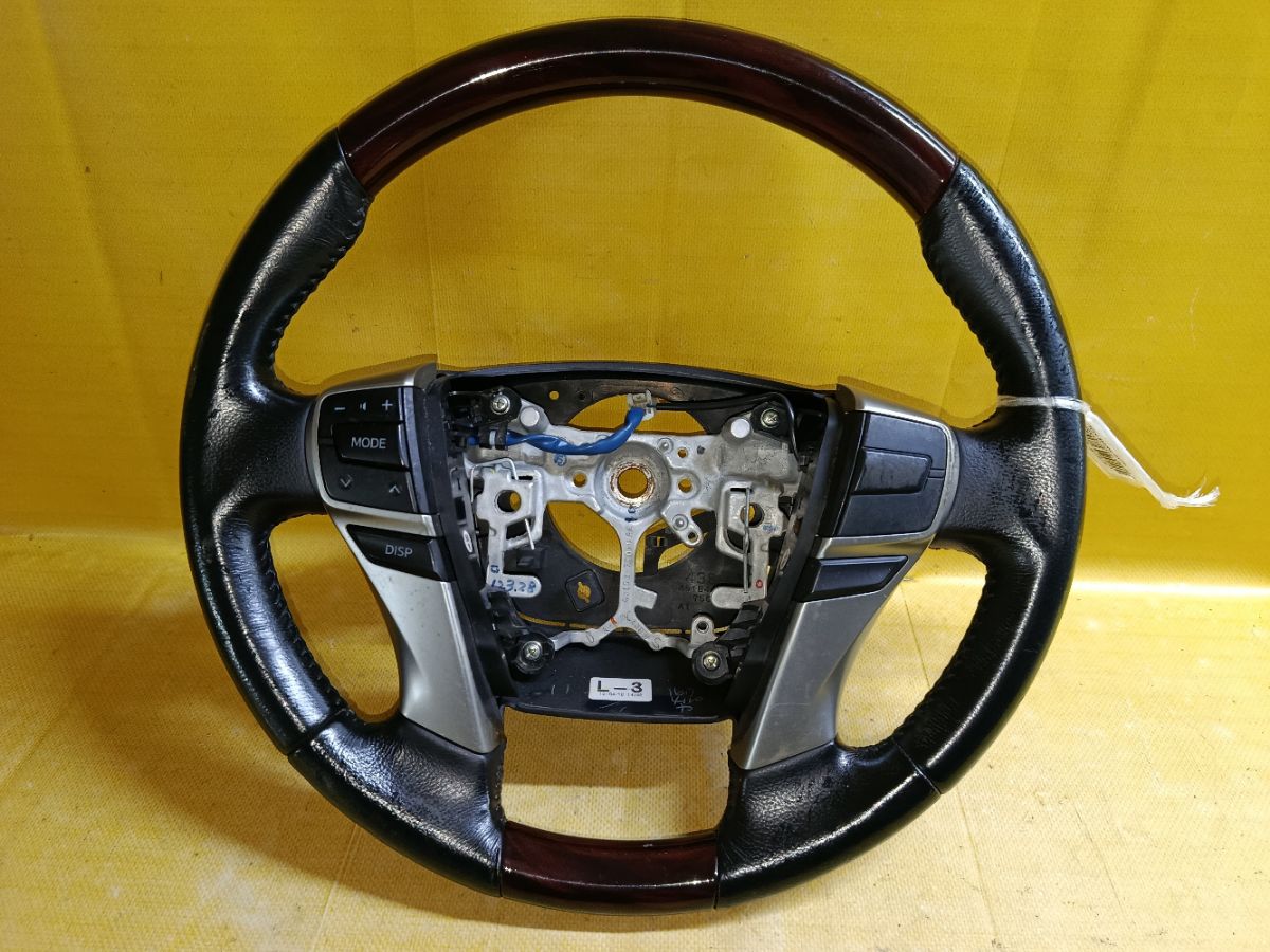 Руль на Toyota Mark X GRX130 Фото 3