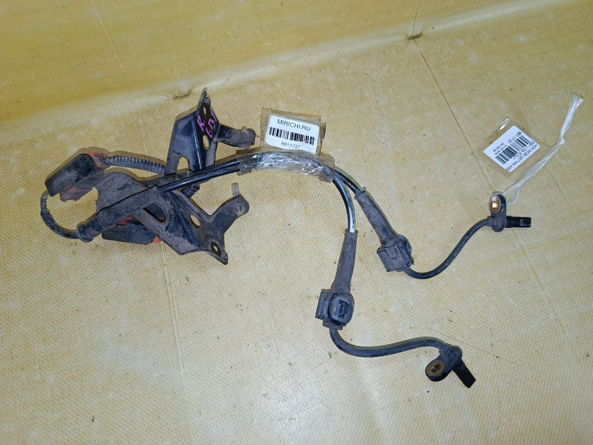 Датчик ABS на Honda Mobilio GB1 L15A Фото 2