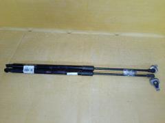 Амортизатор багажника на Toyota Mark X GRX130 Фото 3