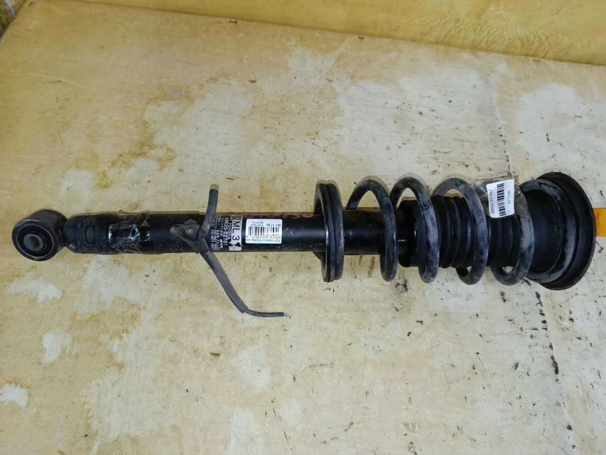 Стойка амортизатора 48520-22701 на Toyota Mark X GRX130 4GR-FSE Фото 3