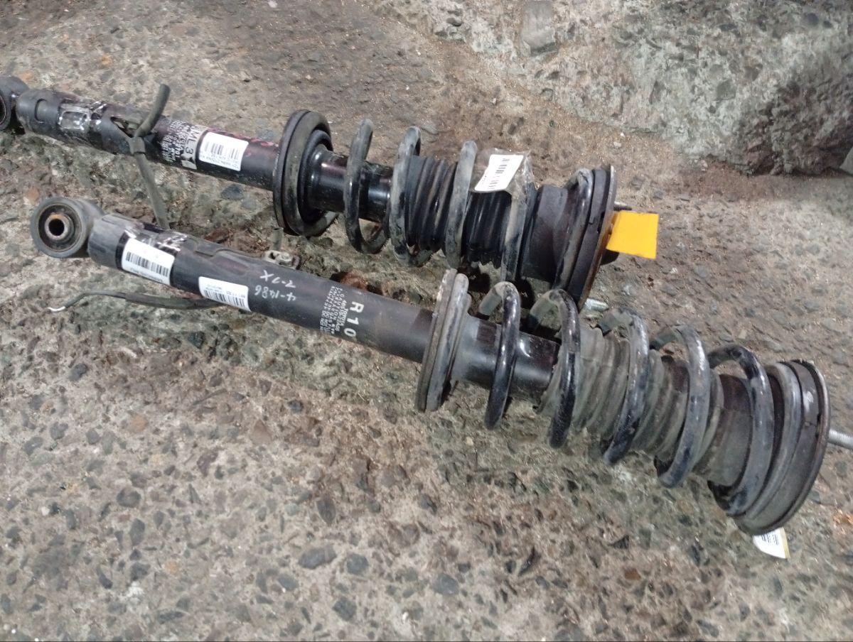 Стойка амортизатора 48510-22A00, 48510-22A40, 48510-80160, 48510-80351, 551112, CR-049-6657, CR-049FR-GRX120, CR8866, SJ-049-6657, SJ-049FR-GRX120, ST-049-6657, ST-049FR-GRX120 на Toyota Mark X GRX130 4GR-FSE Фото 8