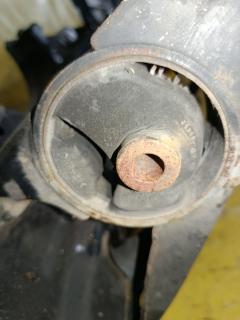 Балка под ДВС 51201-28230 на Toyota Voxy ZRR70W 3ZR-FAE Фото 7
