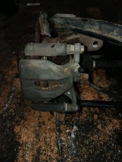 Балка подвески на Toyota Crown GS151 1G-FE Фото 9