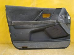 Обшивка двери на Toyota Crown GS151 Фото 11