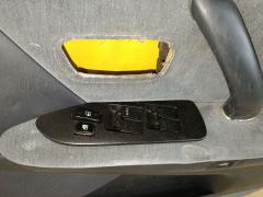 Обшивка двери на Toyota Crown GS151 Фото 6