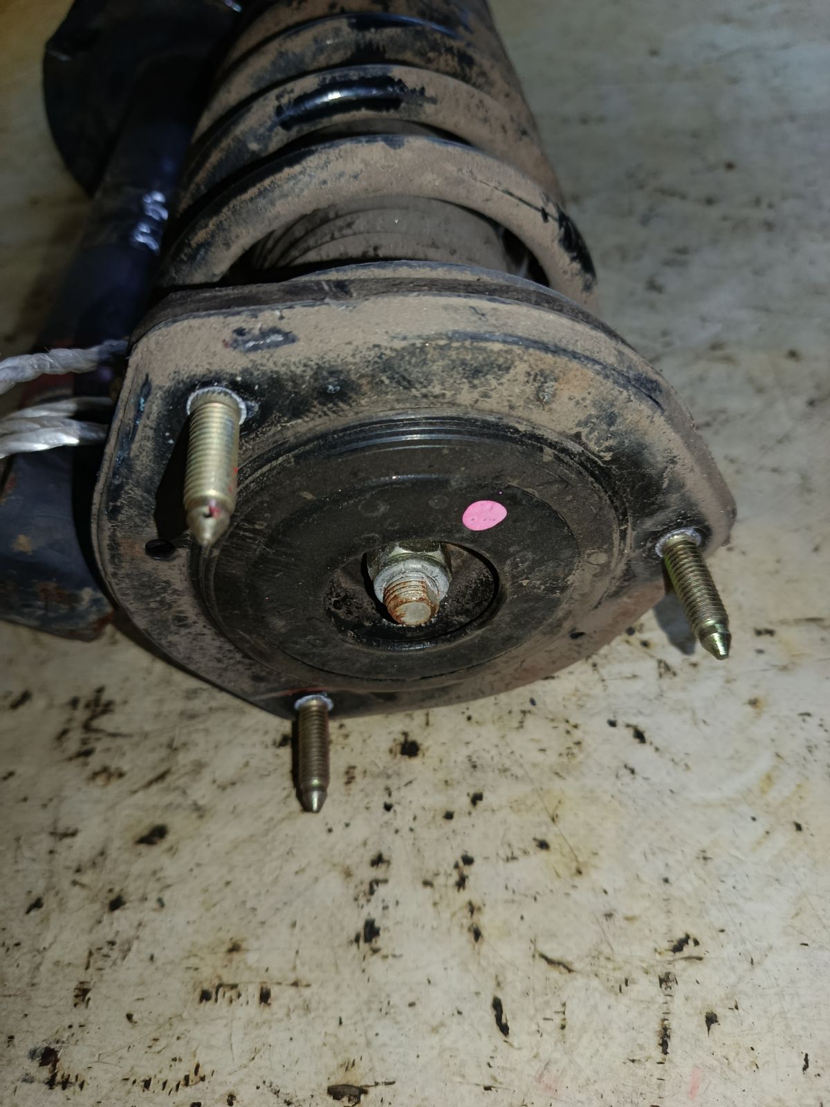 Стойка амортизатора 130039, 341292, 341308, 48530-22160, 48530-22410, 48530-22420, 48530-22460, 48530-29245, 48530-29246, 48530-29675, 48530-29685, 48530-30190, 48530-30200, 48530-39285, 48530-39295, 4853029255, 4853029256, 8341308, CR-049-4968, CR-049R-GX90, CR9007, SJ-049-4968, SJ-049R-GX90, ST-049-4968, ST-049R-GX90, U3757 на Toyota Crown GS151 1G-FE Фото 8