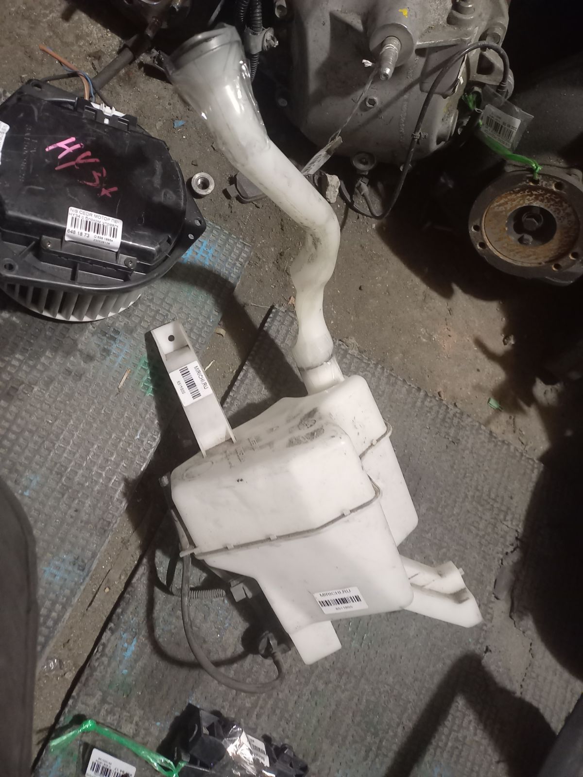 Бачок омывателя 28910 ED000, 28910 ED00A на Nissan Tiida C11 Фото 7