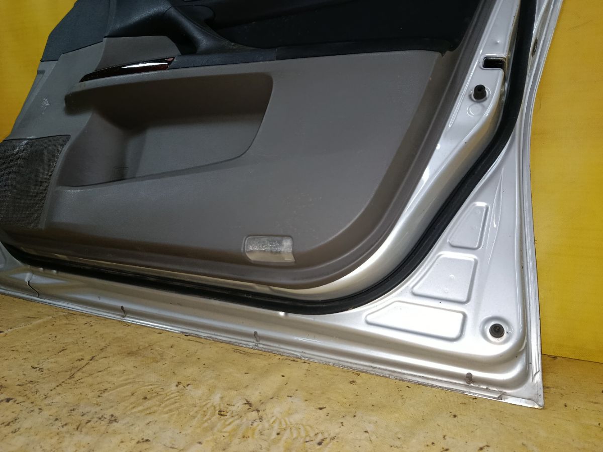 Дверь боковая на Toyota Mark X GRX130 Фото 9