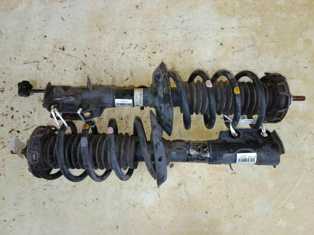 Стойка амортизатора на Honda Freed Hybrid GP3 LEA Фото 3