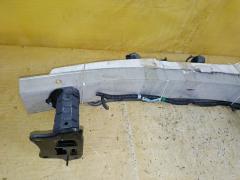 Жесткость бампера на Toyota Mark X GRX130 Фото 9