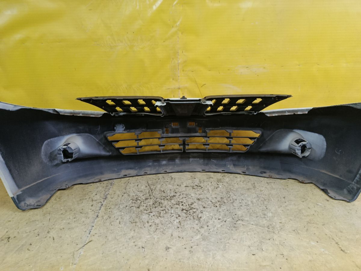 Бампер 62022-1JY0H, 62022-ED025, 62022ED025, 62022ED540, 62022EM00J, DS04213BA, DS04232BA, DS04232BB, DT20100000000, DT20200001000, GD6930, HQ62022EM00J, NS01001DB, NSL10507507, STDTW5000A0, U0505084, UNTEM622294 на Nissan Tiida C11 Фото 8