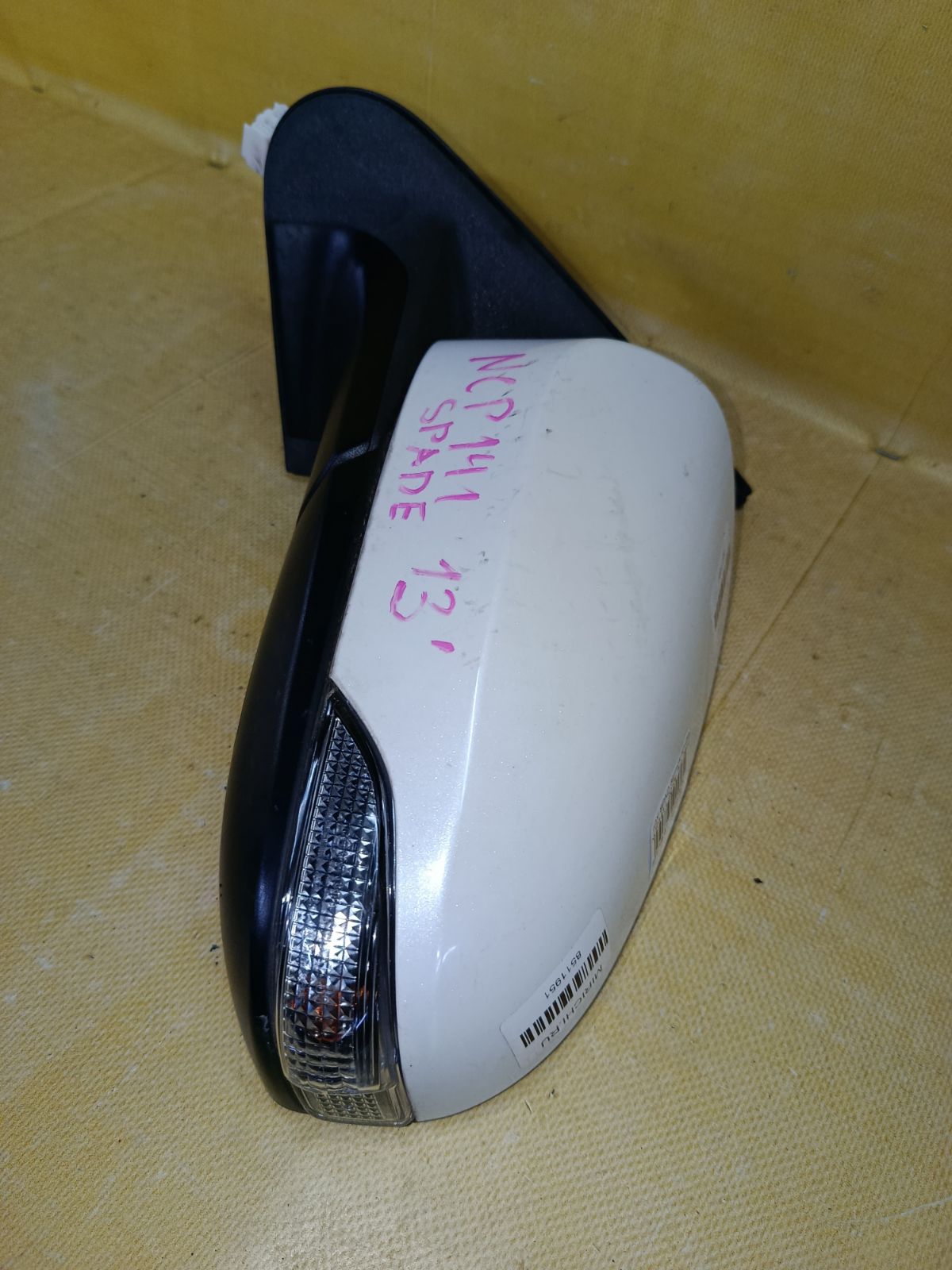 Зеркало двери боковой на Toyota Spade NCP141 Фото 4