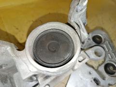 Подушка двигателя на Nissan Serena CC25 MR20DE Фото 5