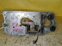 Подушка двигателя на Nissan Serena CC25 MR20DE Фото 7