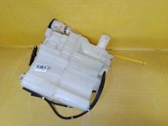 Бачок омывателя на Toyota Prius ZVW30 Фото 3