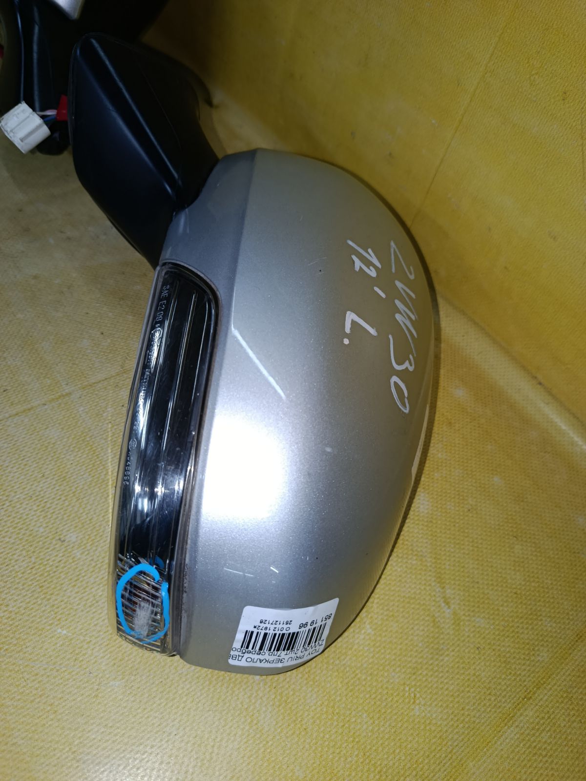 Зеркало двери боковой на Toyota Prius ZVW30 Фото 6