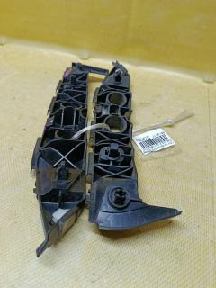 Крепление бампера 52116-68010, 52115-68010 на Toyota Wish ZNE10G Фото 9