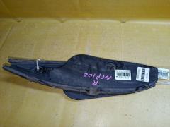 Подкрылок 52592-52210, 52591-52220 на Toyota Ractis NCP100 1NZ-FE Фото 2