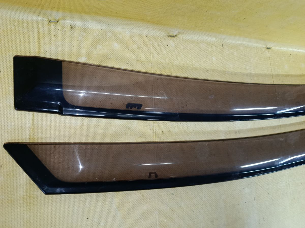 Ветровик на Toyota Prius ZVW30 Фото 10