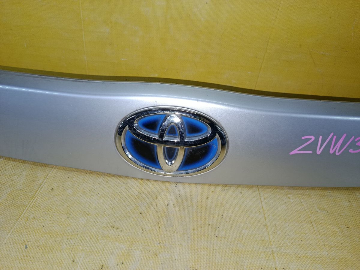 Ручка двери 76801-EQ900/020 на Toyota Prius ZVW30 Фото 5