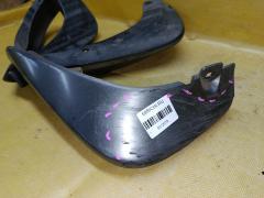 Брызговик на Nissan Note E11 Фото 8