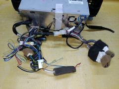 Автомагнитофон B8260-79990 на Nissan March YK12 Фото 9