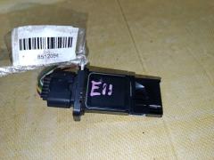 Датчик расхода воздуха 22680-7S000 на Nissan Note E11 HR15DE Фото 3