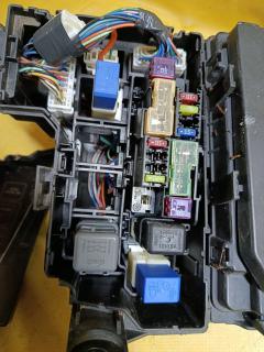 Блок предохранителей 284B6-JG03A на Nissan X-Trail NT31 MR20DE Фото 9