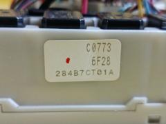 Блок предохранителей на Nissan March YK12 HR15DE Фото 7