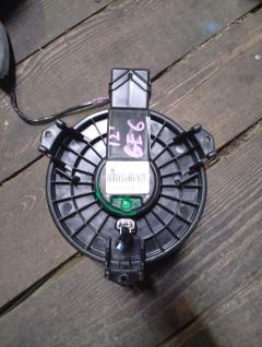 Мотор печки 79310-TF0-003 на Honda Fit GE6 Фото 5