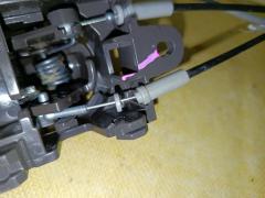 Замок двери на Nissan March AK12 Фото 8