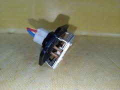 Регулятор скорости мотора отопителя на Nissan March AK12 CR12DE Фото 4