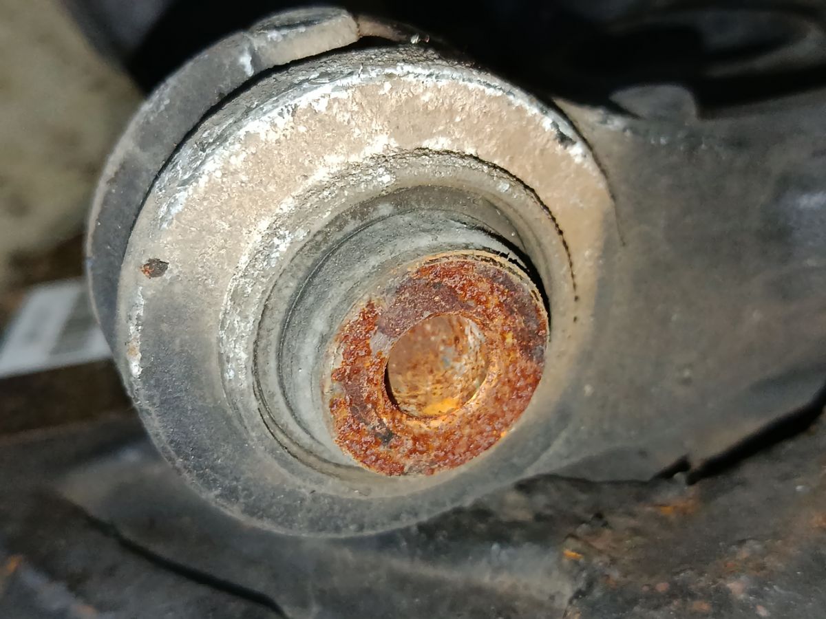 Ступица на Honda Elysion RR1 K24A Фото 6