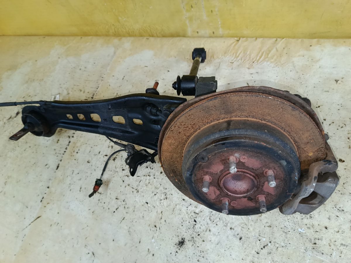 Ступица на Honda Elysion RR1 K24A Фото 9