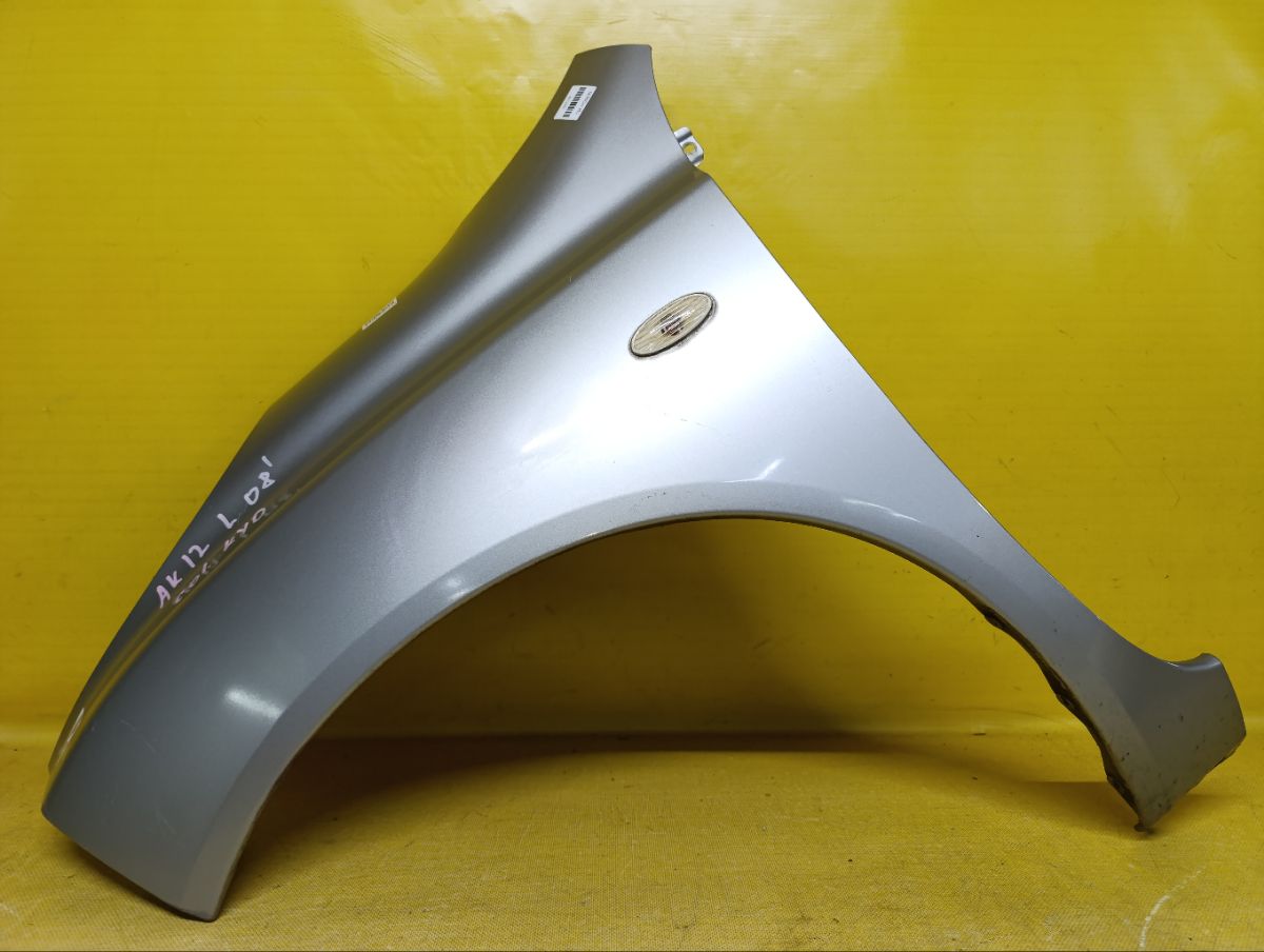 Крыло переднее 01520011, 08312624, 12932111, 1609311, 1609311A1, 191002, 27 07 01, 270701, 3328655, 6024007, 63101-AX030, 63101-AX035, 63101-AX630, 63101AX630, 6504041609311P, 8100203, 974171, 99B79L, DS0113014, DS0113034, DS10121AL, DS10121ALV, DS10121BL, DT48001600L00, DT48001602L00, DT480162, GD99B79L, L00812, MV 63101AX630, MV63101AX630, NI264021FL, NNMIC03270L, NSMCR03121L, PDS10121AL, STDT480162 на Nissan March AK12 Фото 15