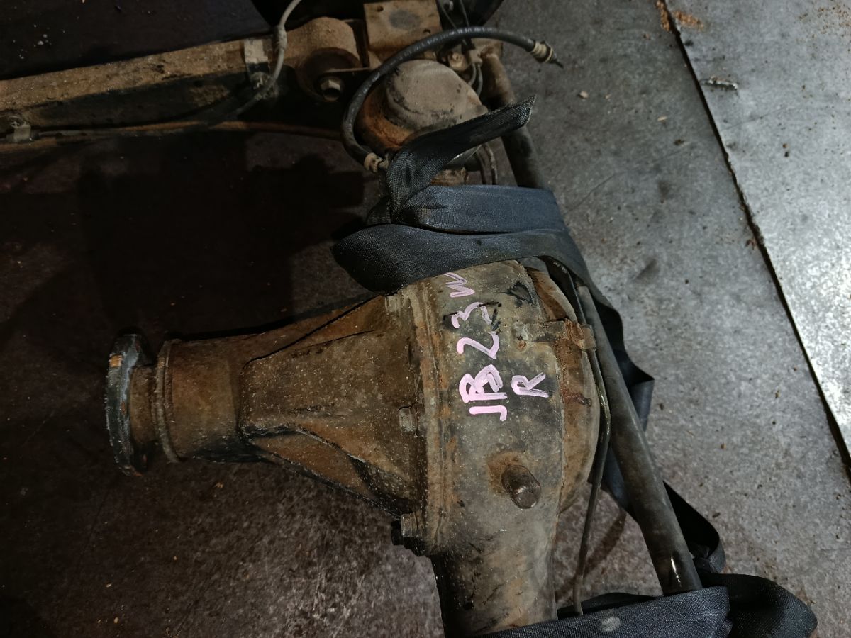 Мост на Suzuki Jimny JB23W K6A Фото 16