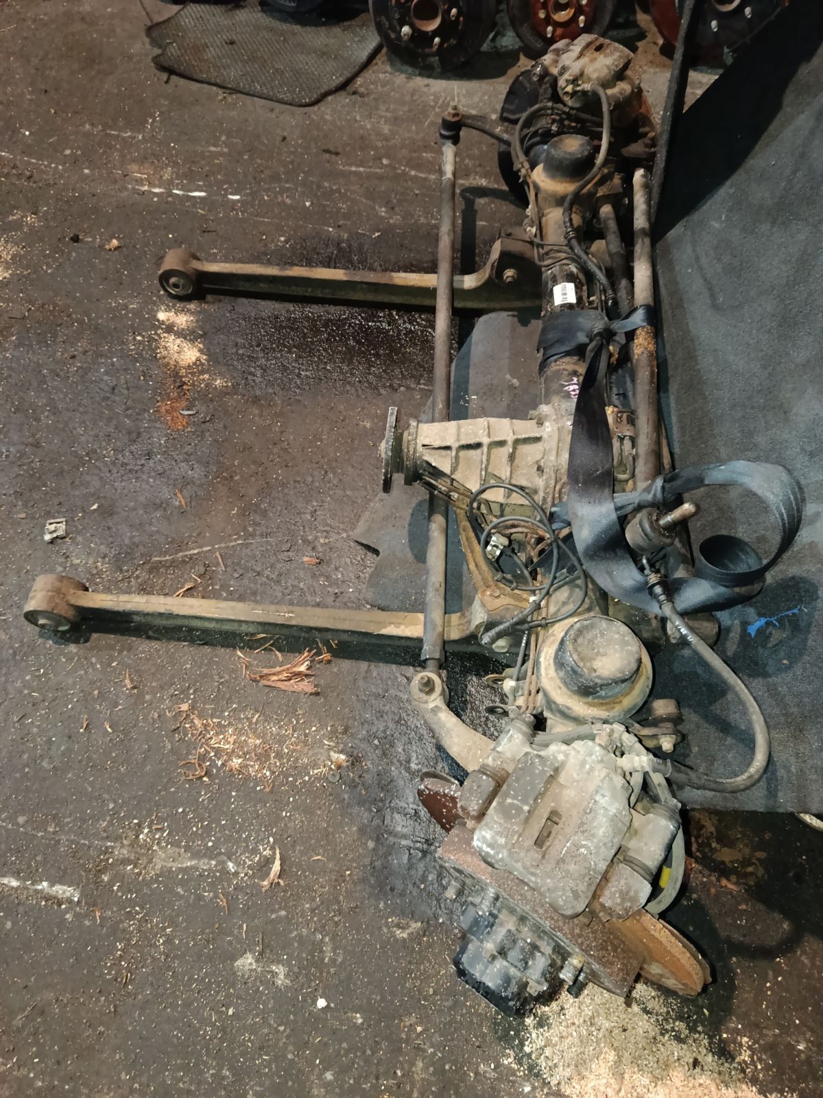 Мост на Suzuki Jimny JB23W K6A Фото 16