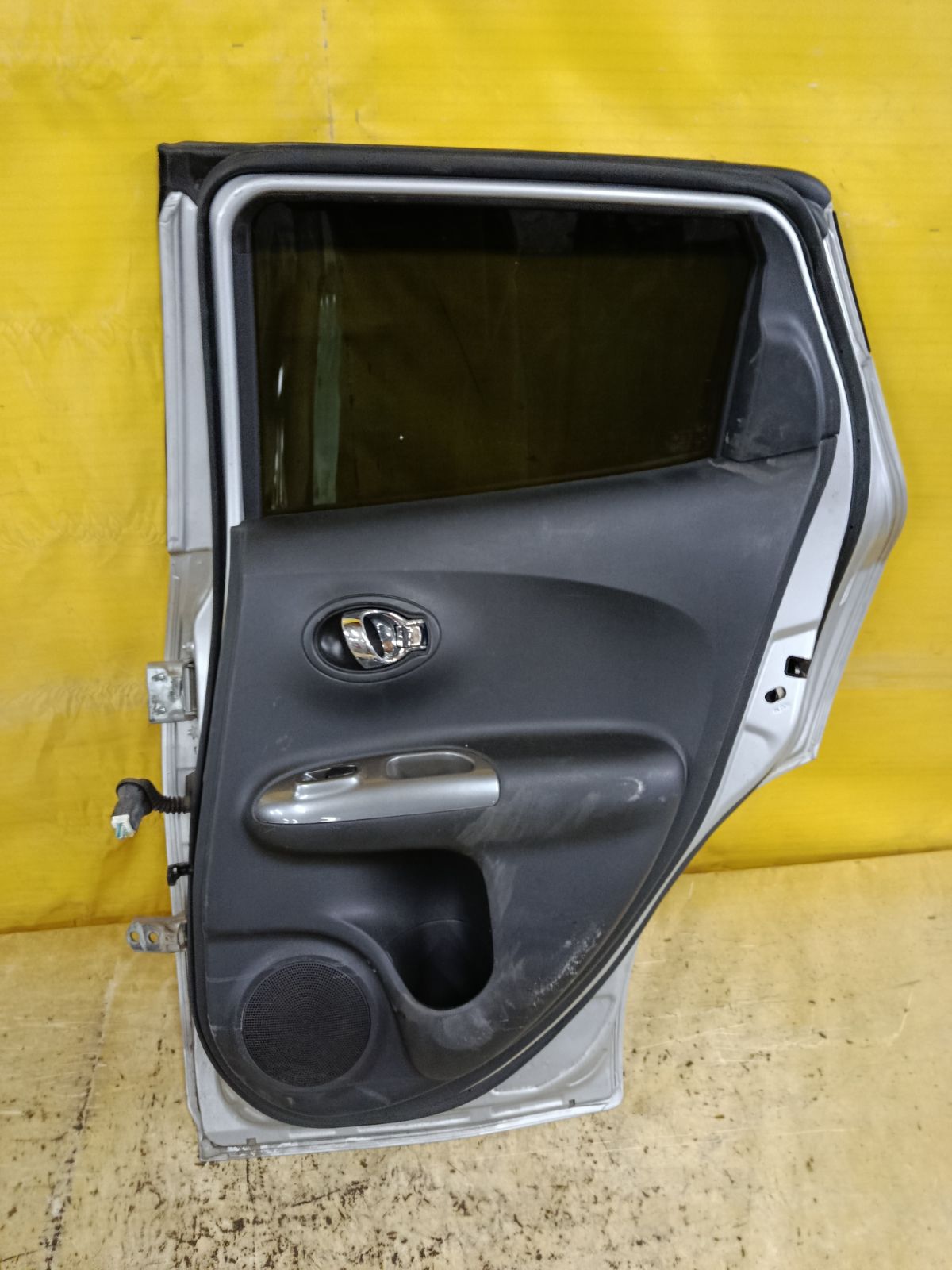 Дверь боковая на Nissan Juke F15 Фото 9