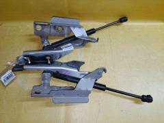 Крепление капота на Nissan Fuga Y50 Фото 4