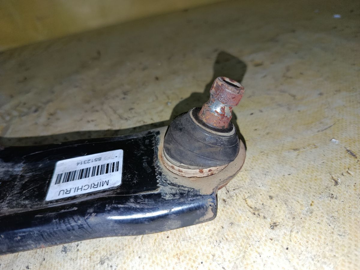 Рычаг на Nissan March YK12 HR15DE Фото 4