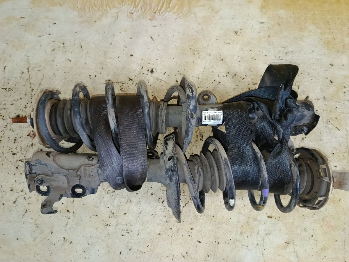 Стойка амортизатора на Honda Fit Hybrid GP1 LDA Фото 3