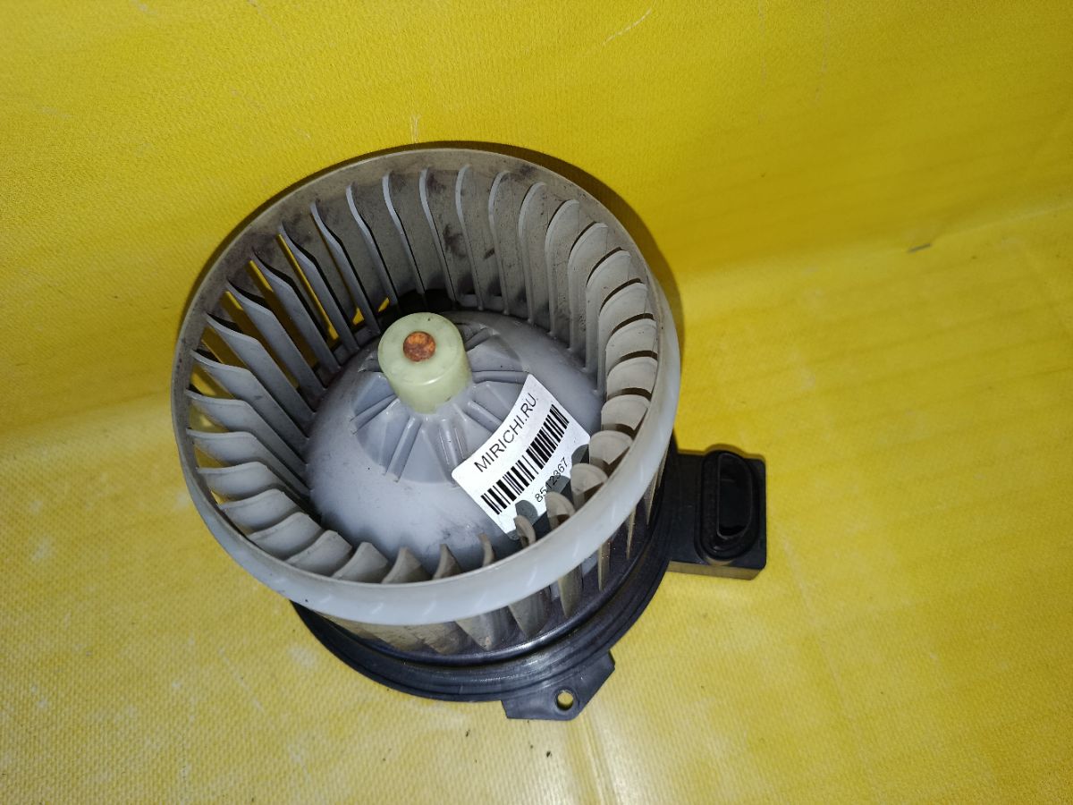 Мотор печки на Honda N-Box JF1 Фото 4