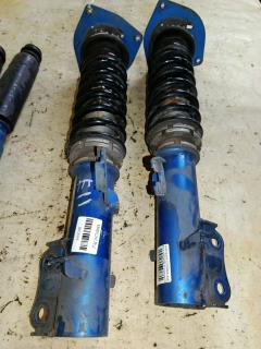 Стойка амортизатора на Nissan Note E11 HR15DE Фото 10