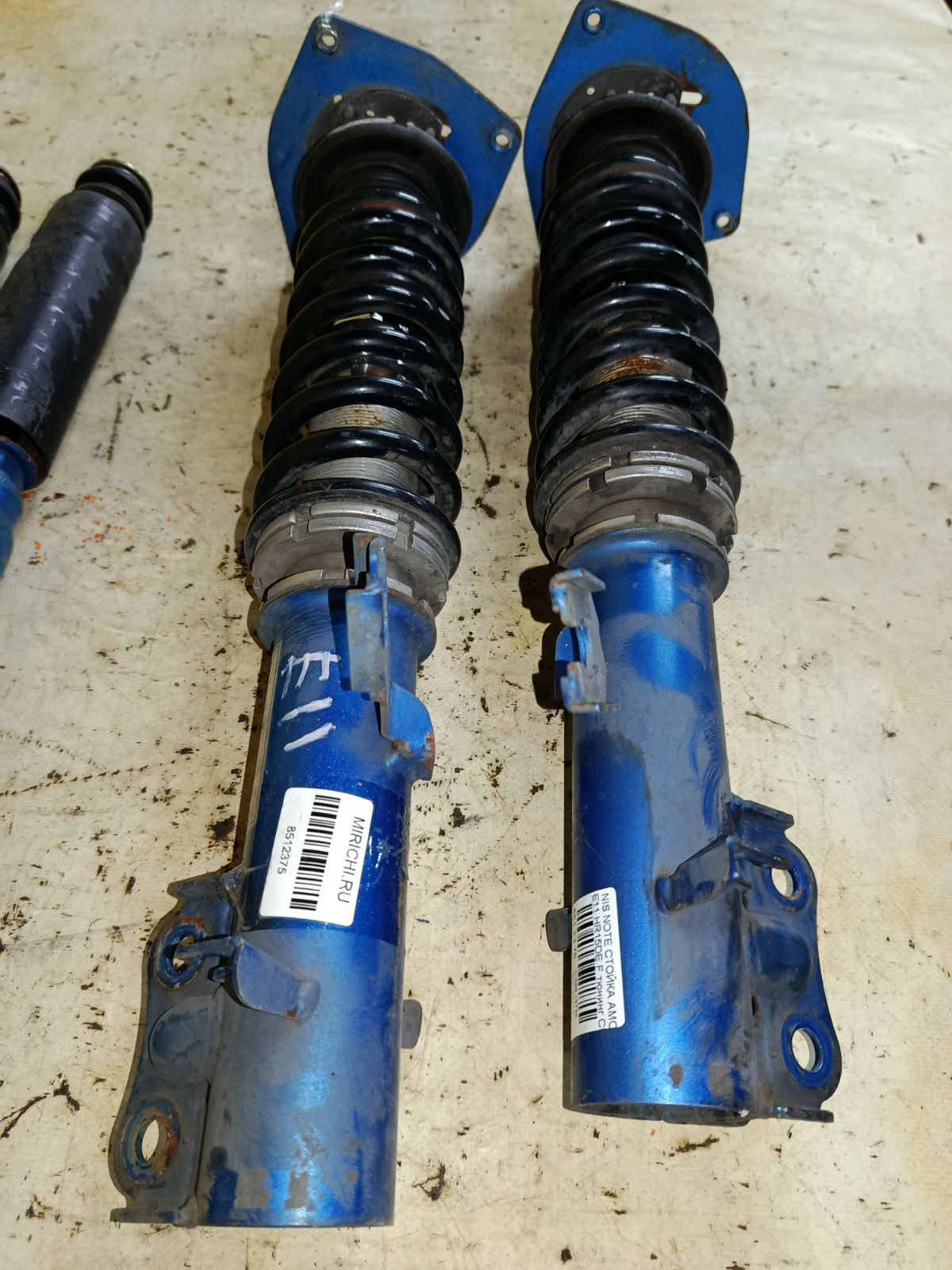 Стойка амортизатора на Nissan Note E11 HR15DE Фото 10