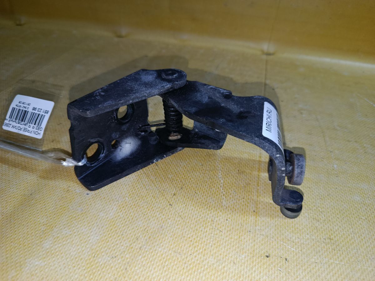 Ролик двери на Honda Freed GB3 Фото 2