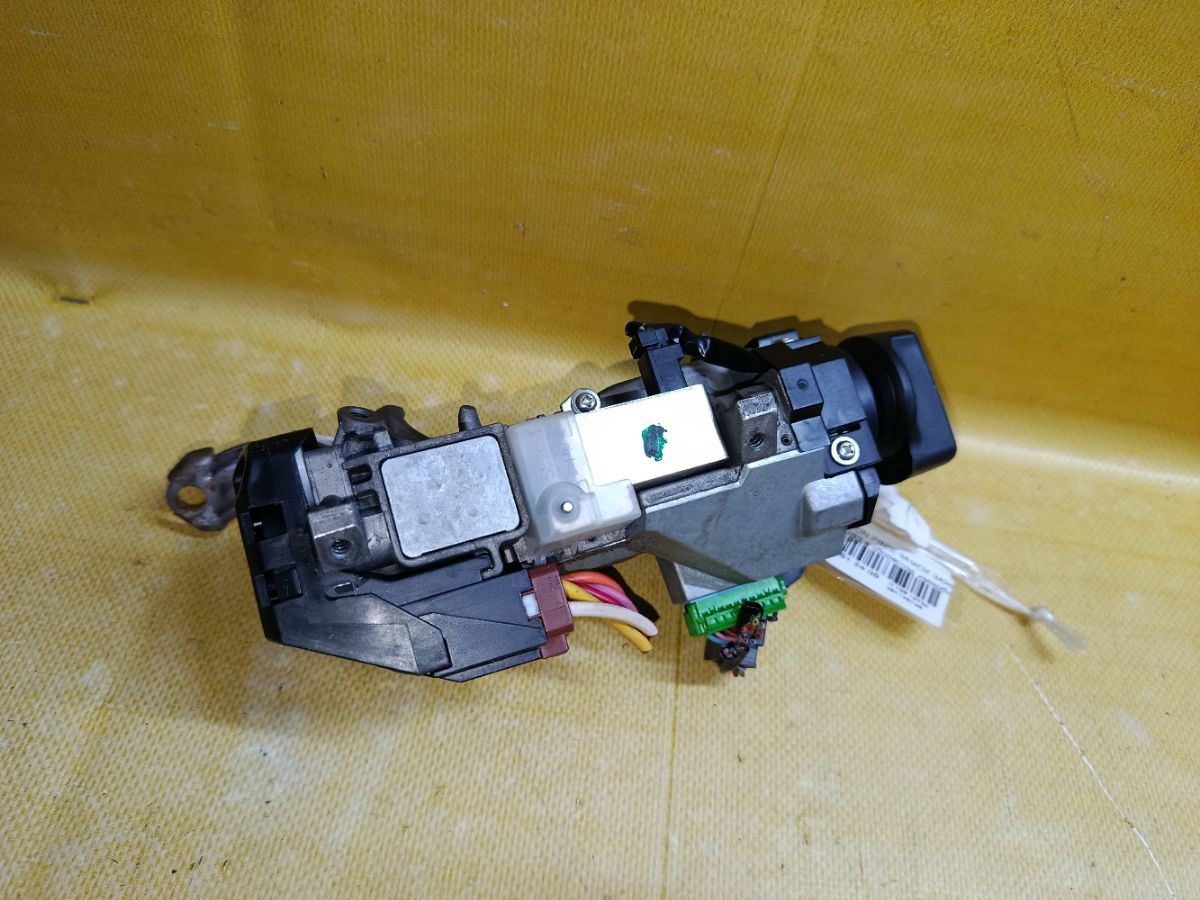 Замок зажигания на Honda Freed GB3 Фото 7