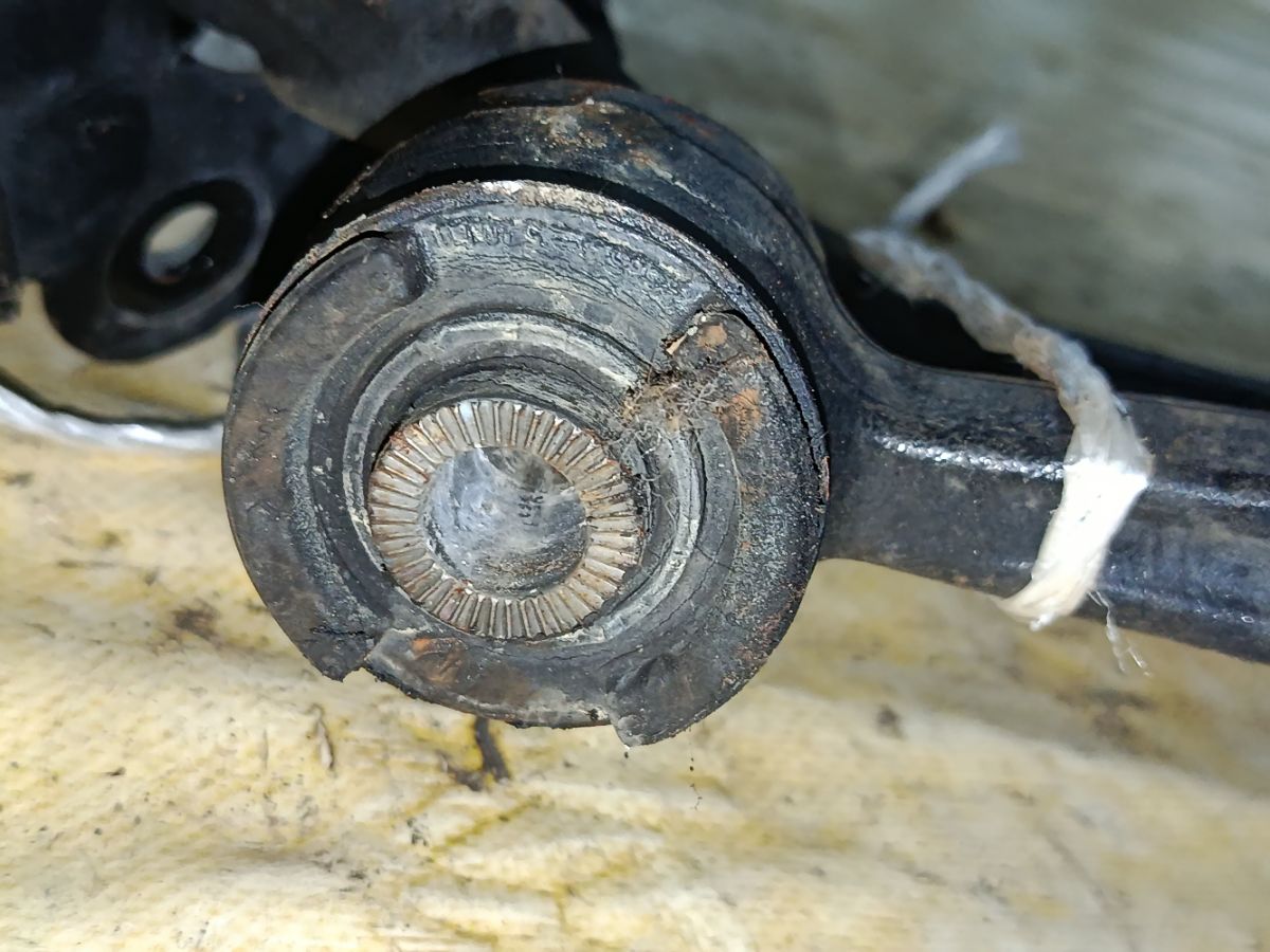 Рычаг на Toyota Brevis JCG10 1JZ-GE Фото 8