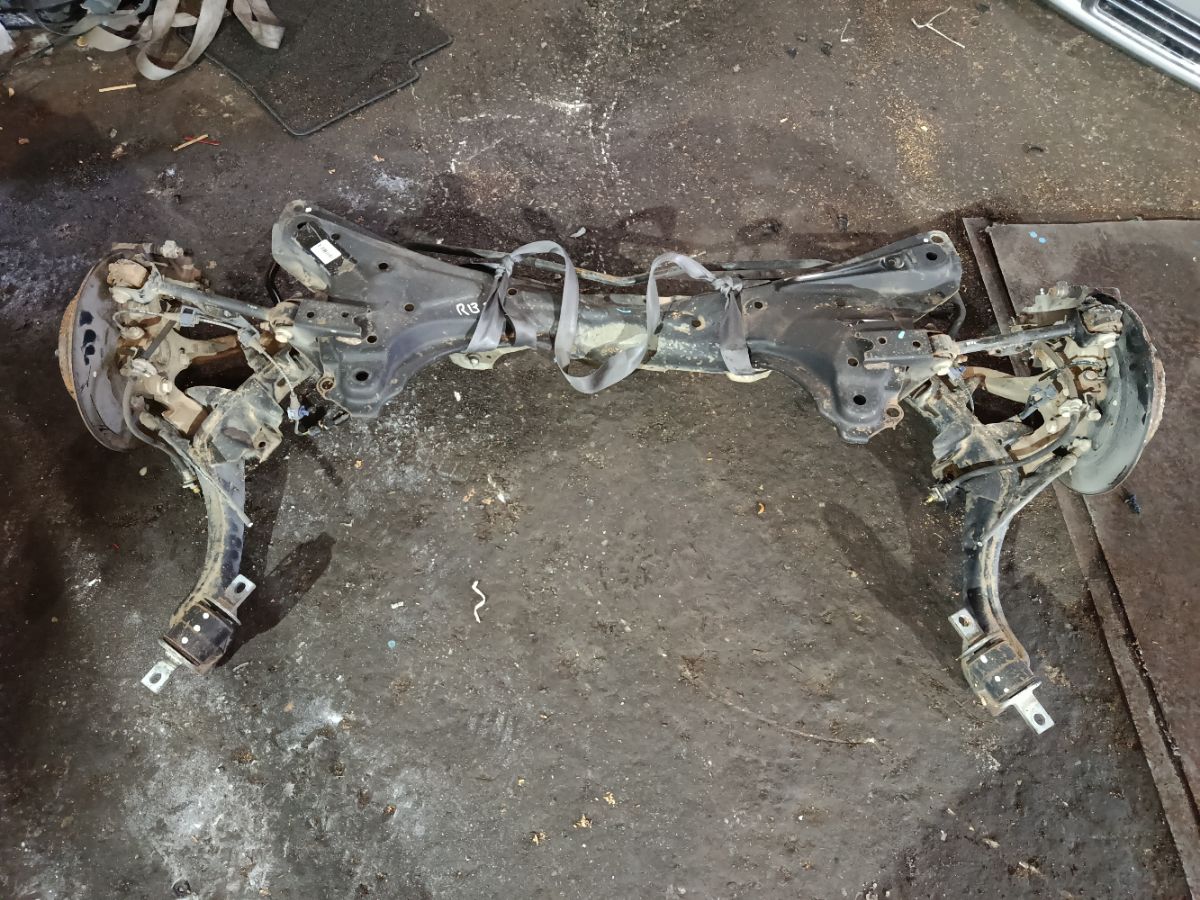 Балка подвески на Honda Odyssey RB3 K24A Фото 3