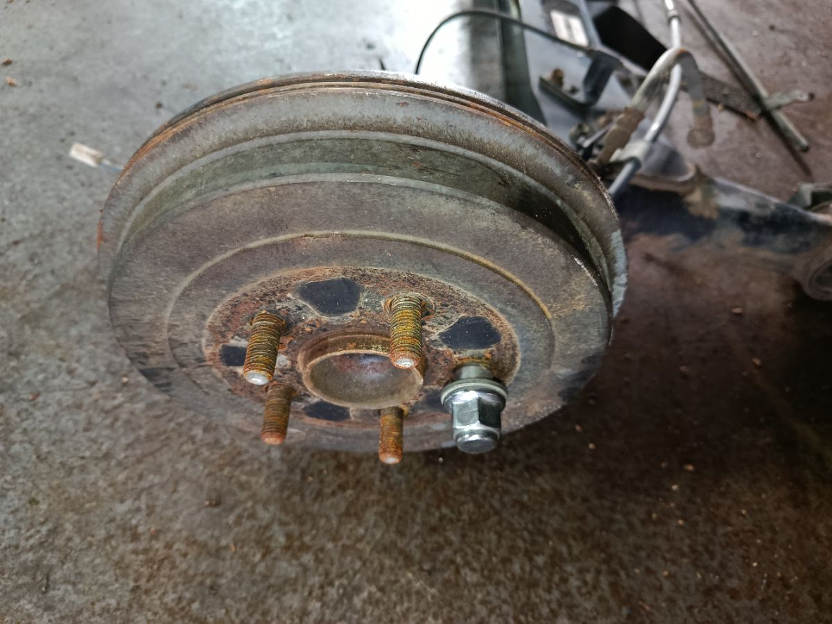 Балка подвески на Toyota Prius NHW20 1NZ-FXE Фото 9