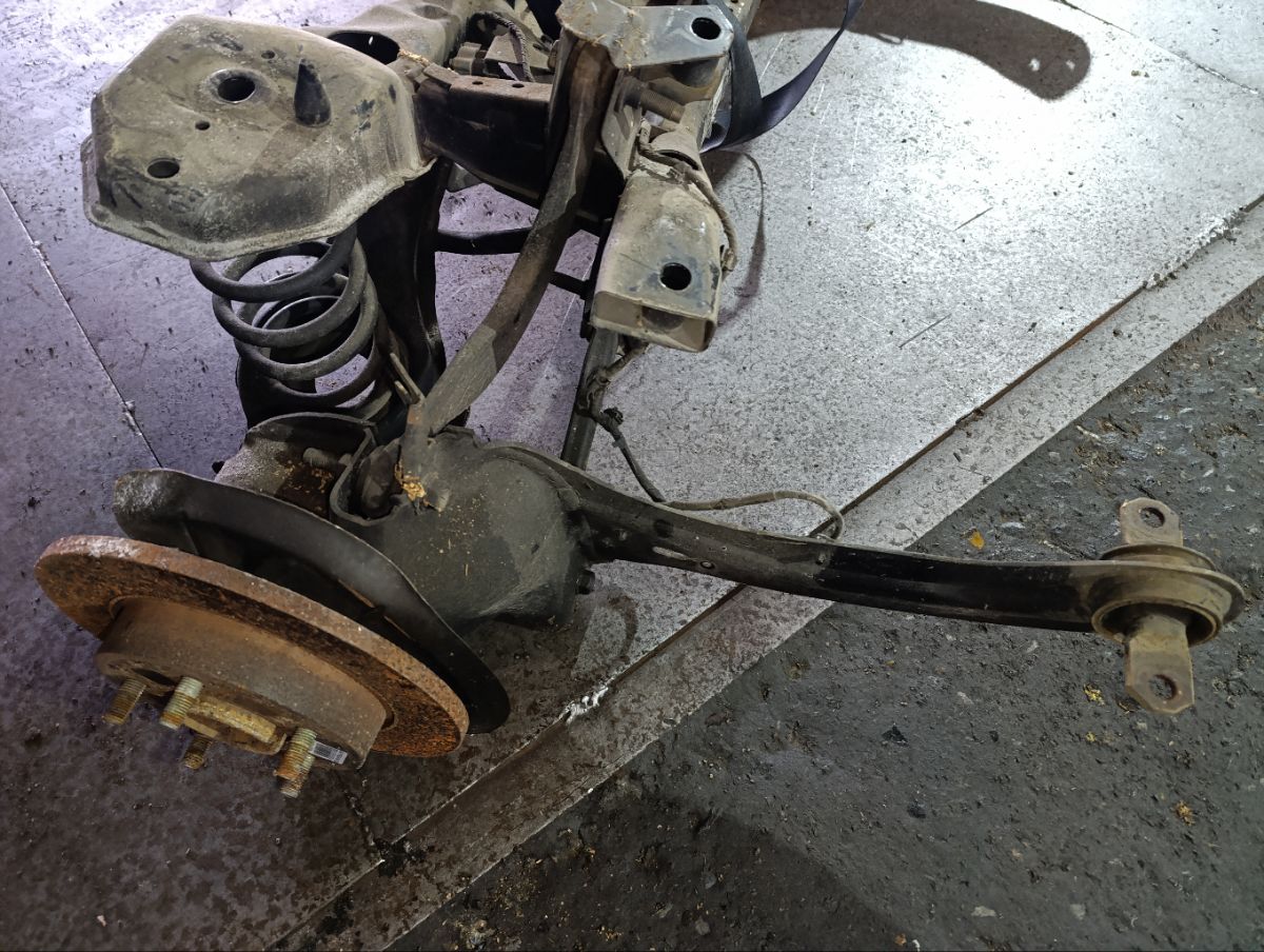 Балка подвески на Mazda Premacy CREW LF-DE Фото 6